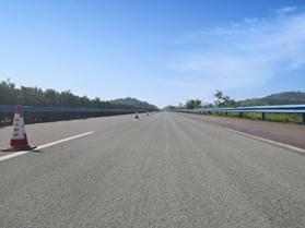 瀝青混凝土路面KF-1型抗滑霧封層技術(shù)