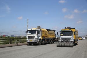 2020年精細抗滑保護層技術應用在上海東海大橋