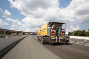 2021年昆明長水機場精細抗滑保護層